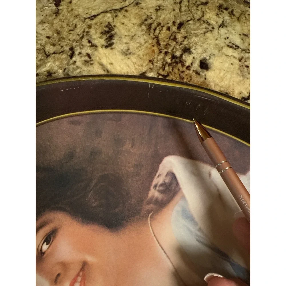 VTG '73 Coca Cola Oval Serving Tray Girl Holding‎ Drink Advertising Collectible